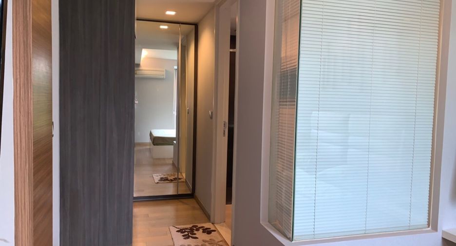 For rent 1 bed condo in Watthana, Bangkok