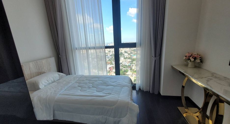 For rent 2 bedrooms condo in Watthana, Bangkok