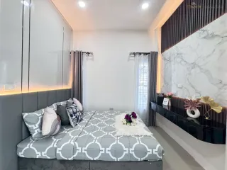 ให้เช่า 5 ห้องนอน วิลล่า ใน บางละมุง, ชลบุรี