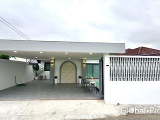 出售 3 卧室 独立屋 在 Bang Lamung, Chon Buri
