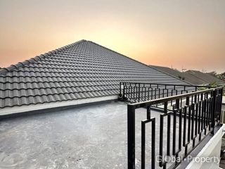 Продажа 3 спальни дом в Банг Ламунг, Чонбури
