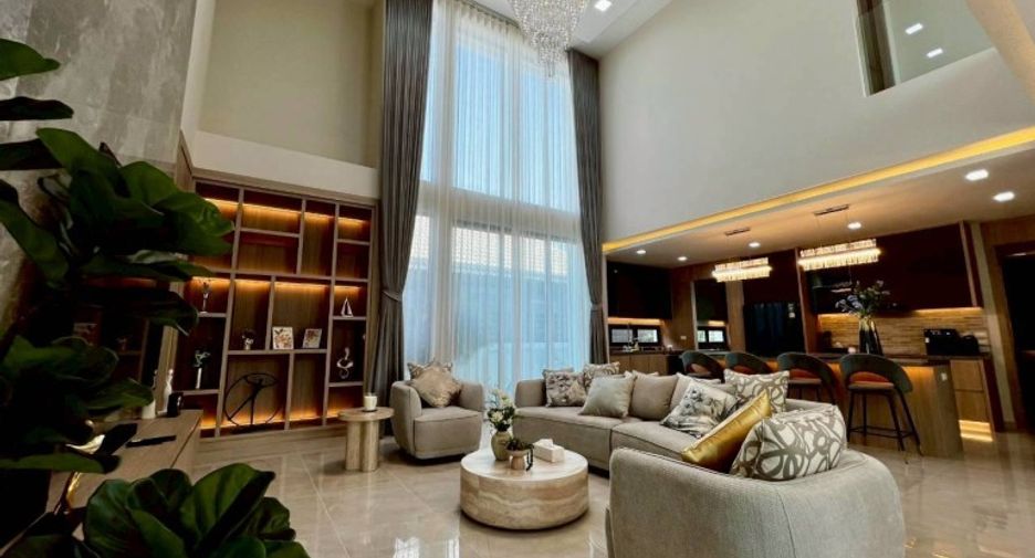 For sale 5 ベッドルーム house in East Pattaya, Pattaya