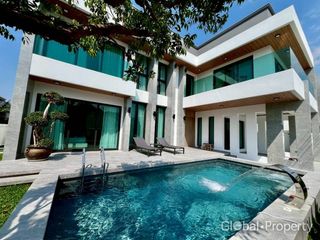 Haus zum Kauf mit 5 Zimmer in Bang Lamung, Chonburi