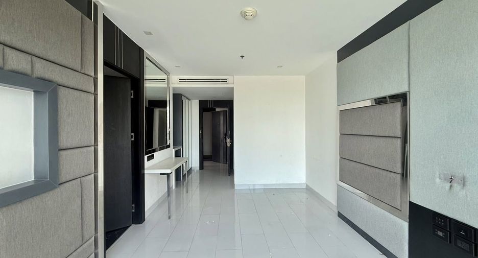 For sale 2 bedrooms condo in Pratumnak, Pattaya