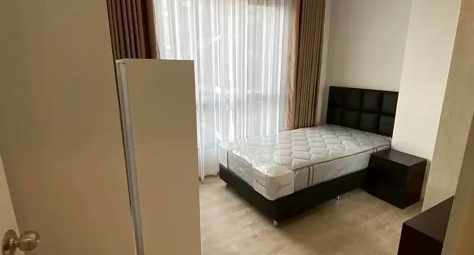 Продажа 2 спальни кондо в Щаттхана, Бангкок