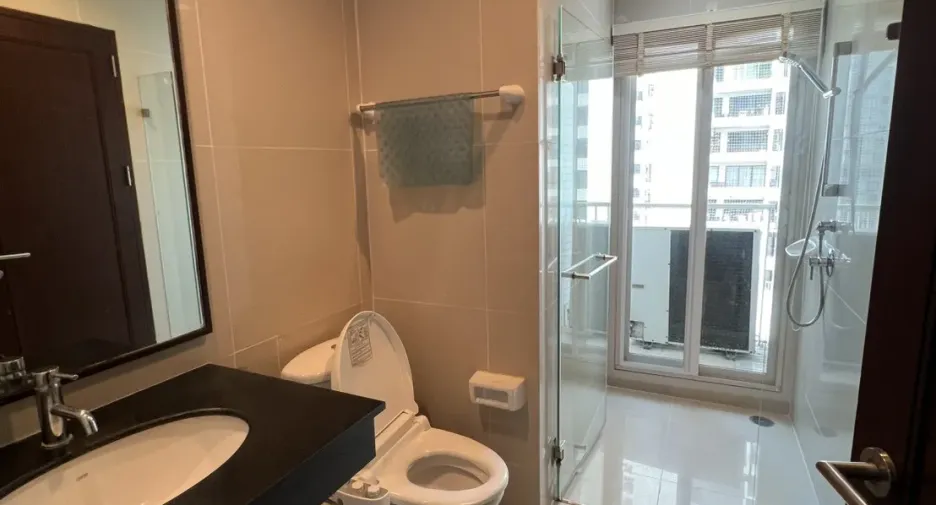 Condo en alquiler de 2 habitaciones en Watthana, Bangkok