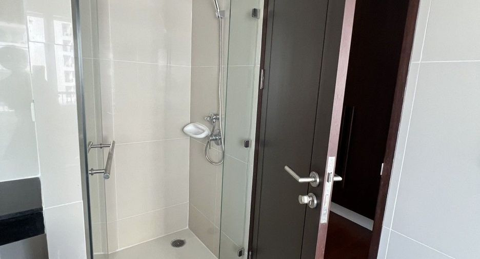 Condo en alquiler de 2 habitaciones en Watthana, Bangkok