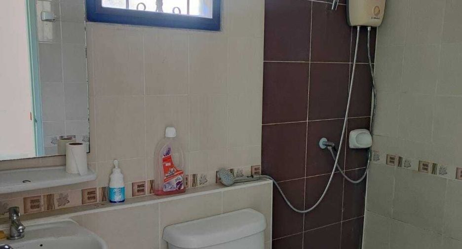 Haus zur Miete mit 3 Zimmer in Mueang Chon Buri, Chonburi