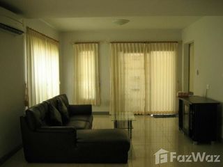 出租 3 卧室 独立屋 在 Mueang Chon Buri, Chon Buri