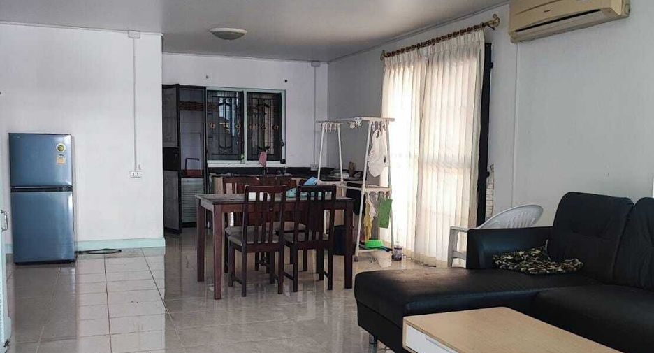 Haus zur Miete mit 3 Zimmer in Mueang Chon Buri, Chonburi