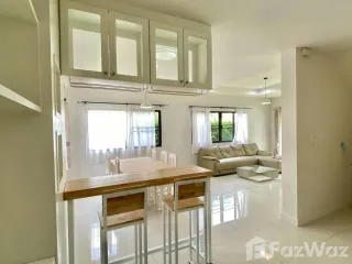 For rent 3 bedrooms townhouse in Mueang Chiang Mai, Chiang Mai
