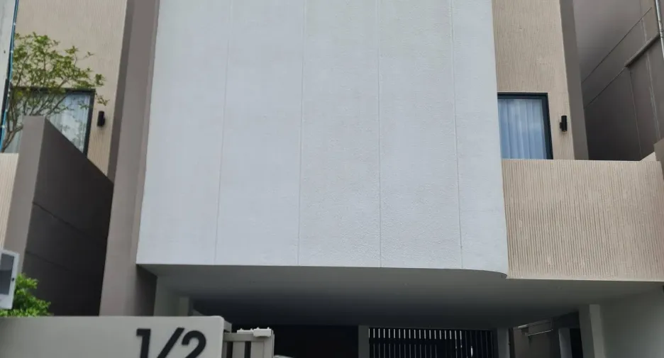 Haus zum Kauf mit 3 Zimmer in Bang Na, Bangkok