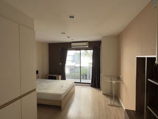 For rent studio condo in Khlong Toei, Bangkok