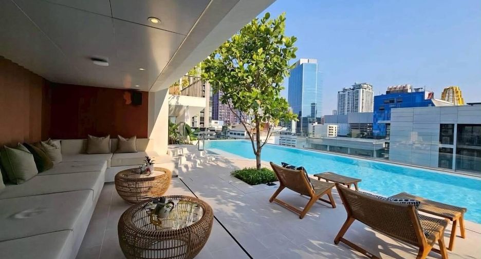 For rent 1 bed condo in Khlong Toei, Bangkok