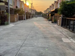 Haus zum Kauf und zur Miete mit 4 Zimmer in Mueang Samut Sakhon, Samut Sakhon
