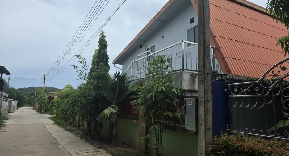 À vendre 11 chambres hôtel à Mueang Rayong, Rayong
