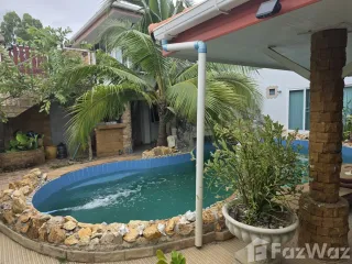 À vendre 11 chambres hôtel à Mueang Rayong, Rayong