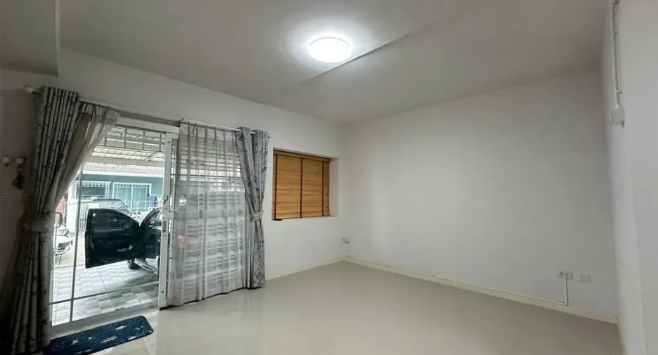出售 2 卧室 联排别墅 在 Bang Yai, Nonthaburi