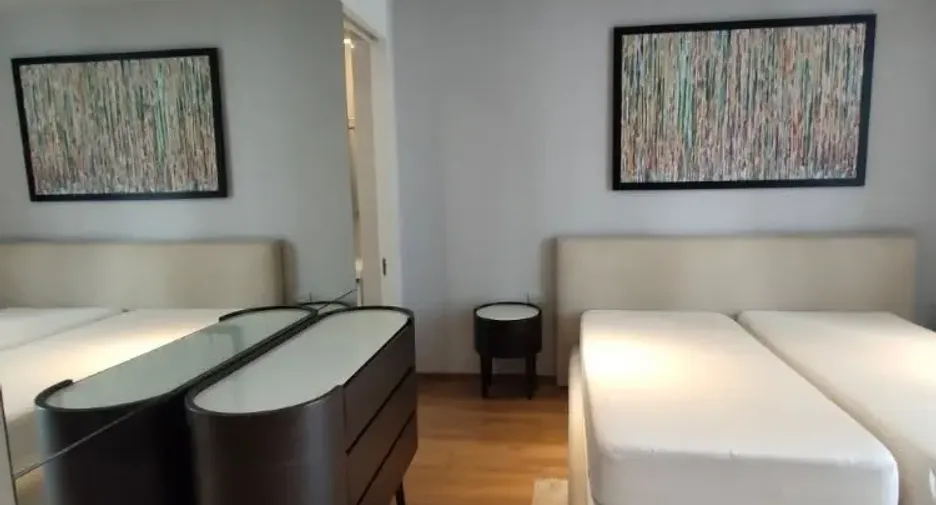 Condo en venta de 2 habitaciones en Khlong Toei, Bangkok