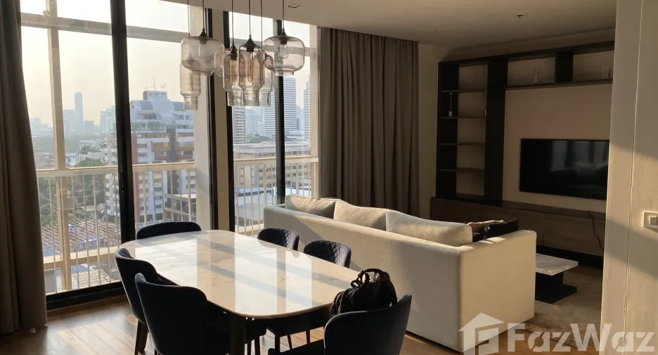 Condo en venta de 2 habitaciones en Khlong Toei, Bangkok