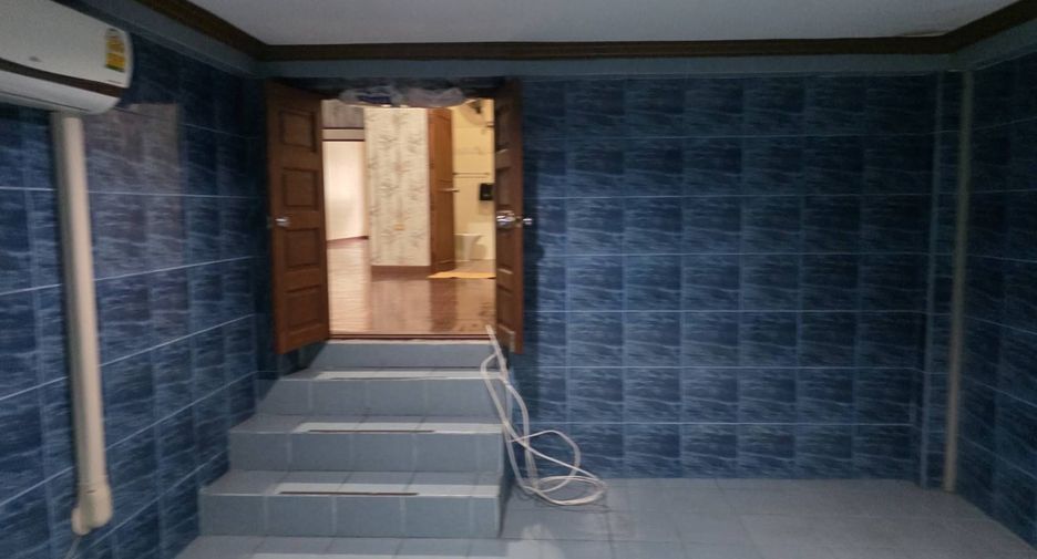 Haus zum Kauf mit 3 Zimmer in Bang Kapi, Bangkok