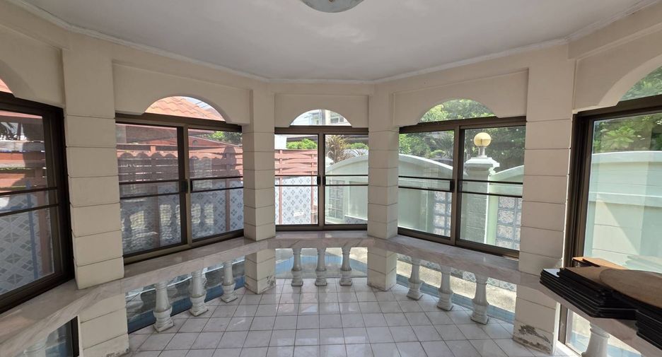 Haus zum Kauf mit 3 Zimmer in Bang Kapi, Bangkok