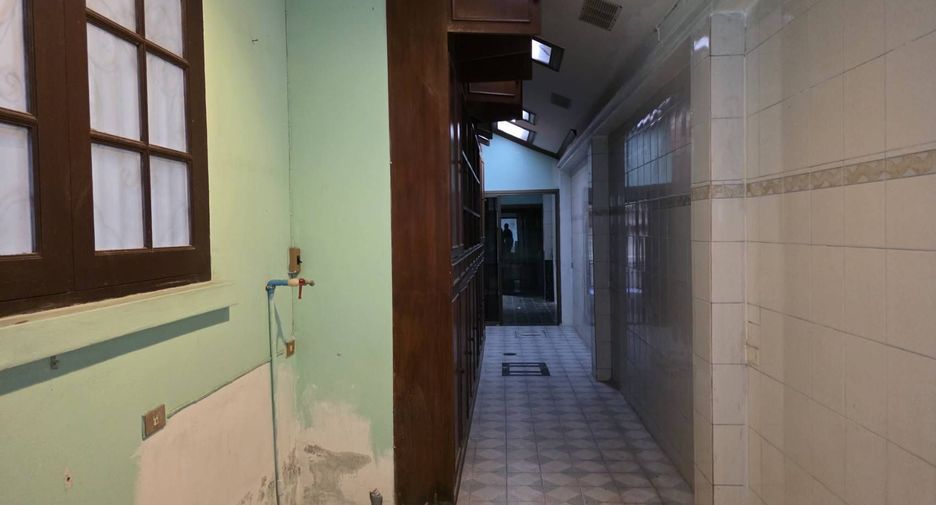 Haus zum Kauf mit 3 Zimmer in Bang Kapi, Bangkok