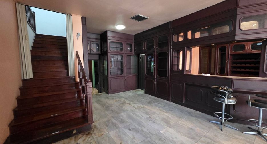 Haus zum Kauf mit 3 Zimmer in Bang Kapi, Bangkok
