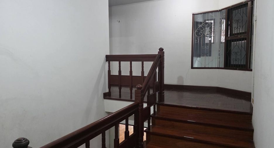 Haus zum Kauf mit 3 Zimmer in Bang Kapi, Bangkok