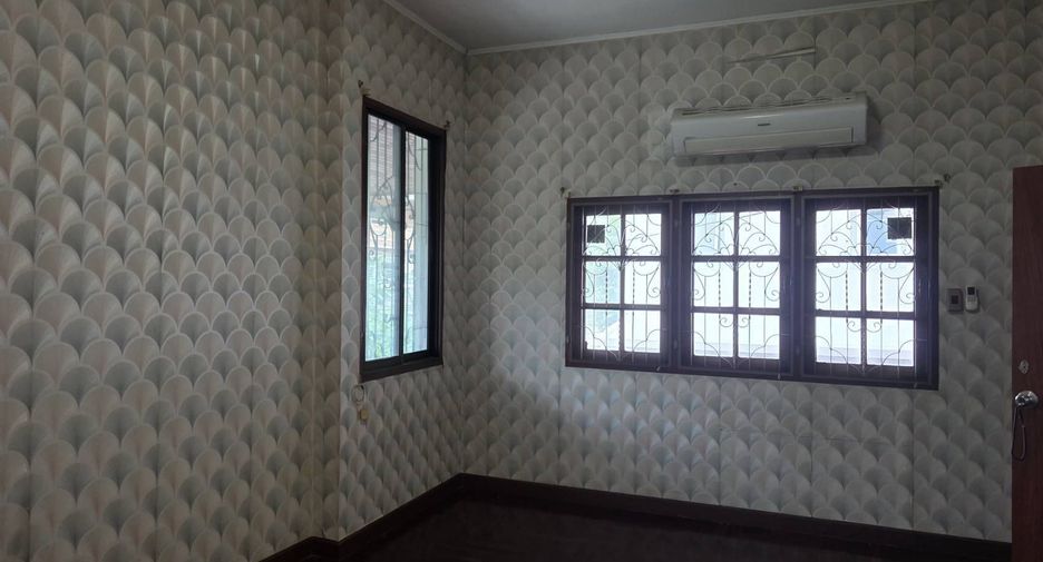 Haus zum Kauf mit 3 Zimmer in Bang Kapi, Bangkok