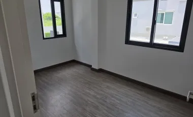 ให้เช่า 4 ห้องนอน บ้านเดี่ยว ใน ประเวศ, กรุงเทพฯ