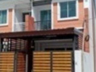 For sale 2 bedrooms townhouse in Bang Phli, Samut Prakan
