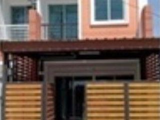 For sale 2 bedrooms townhouse in Bang Phli, Samut Prakan