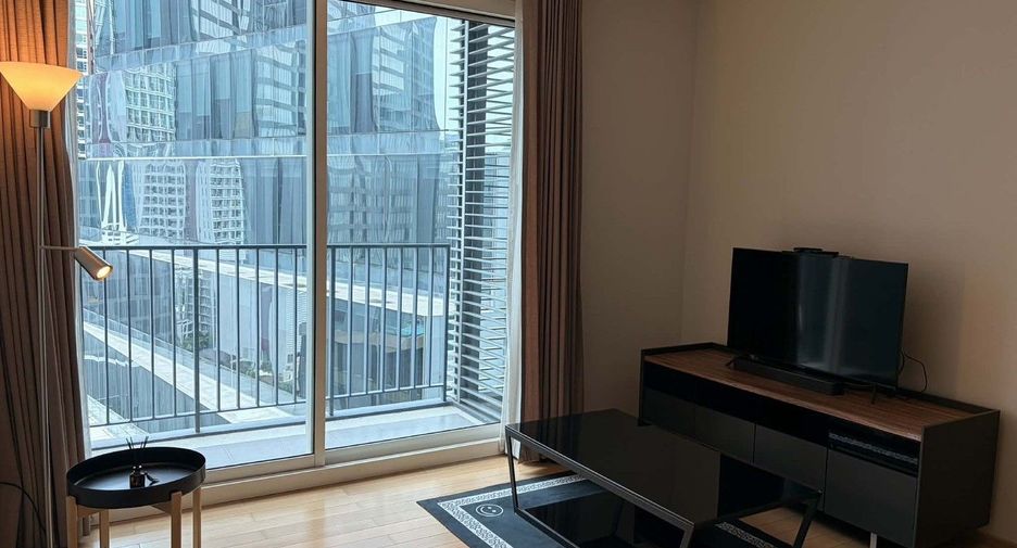 For rent 1 bed condo in Khlong Toei, Bangkok