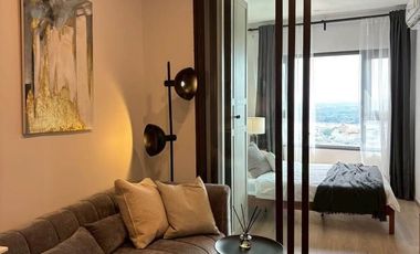 À louer studio condo à Khlong Toei, Bangkok