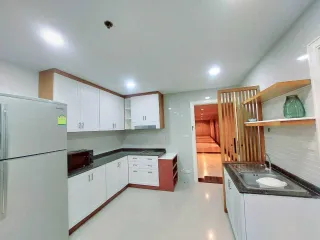 For rent 1 bed condo in Bang Rak, Bangkok