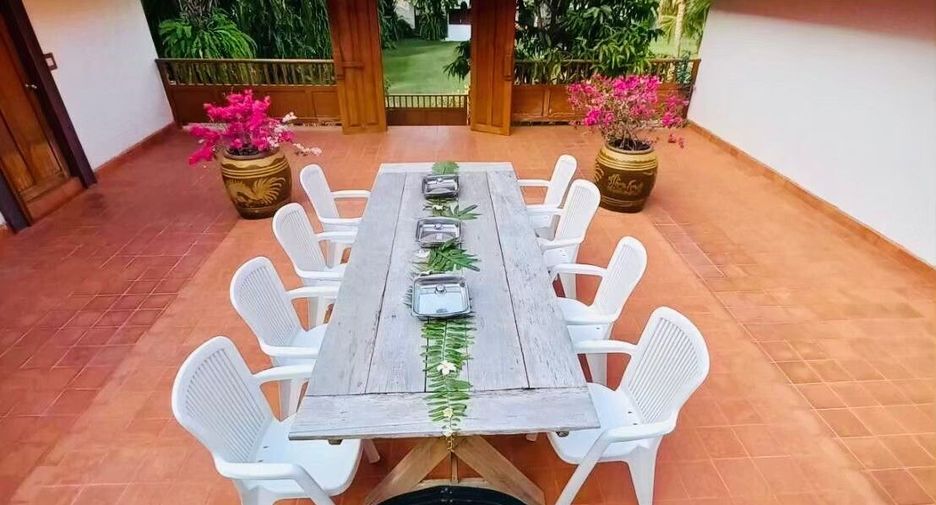 Villa en venta de 4 habitaciones en East Pattaya, Pattaya