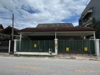 For Rent 4 Bedroom House In Mueang Chiang Mai