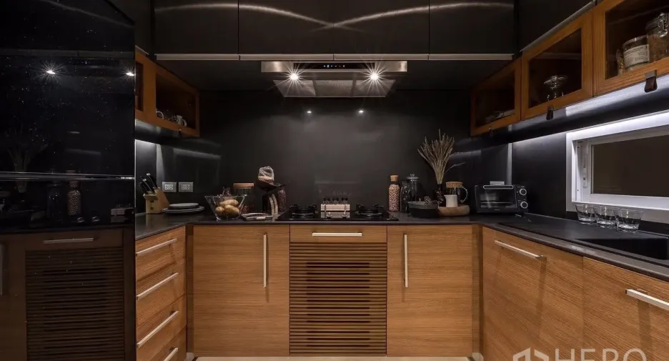 Casa adosada en venta de 3 habitaciones en Suan Luang, Bangkok