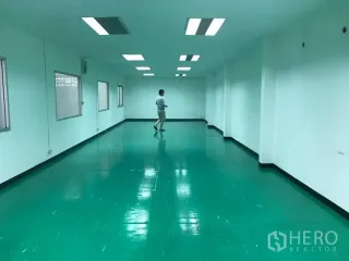 出租 仓库 在 Bang Phli, Samut Prakan