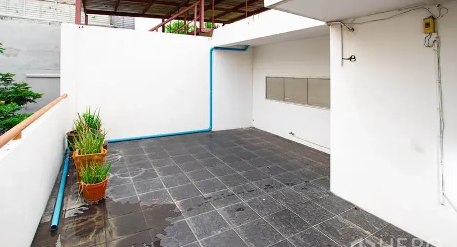 ให้เช่า 3 ห้องนอน ทาวน์เฮ้าส์ ใน วัฒนา, กรุงเทพฯ