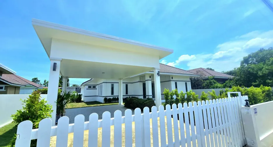 For sale 3 bedrooms house in Hua Hin, Prachuap Khiri Khan
