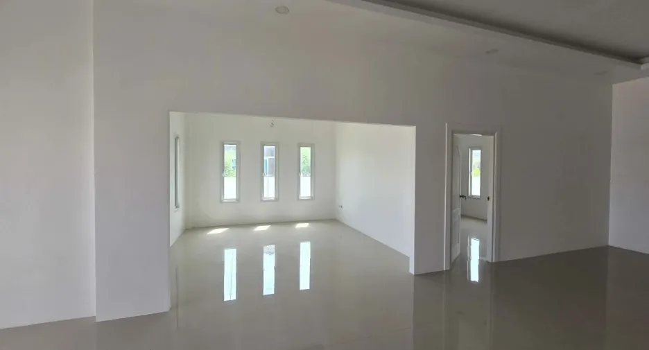 For sale 3 bedrooms house in Hua Hin, Prachuap Khiri Khan