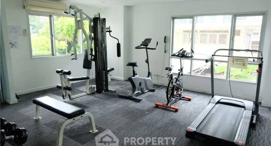For sale 1 bed condo in Khlong Toei, Bangkok