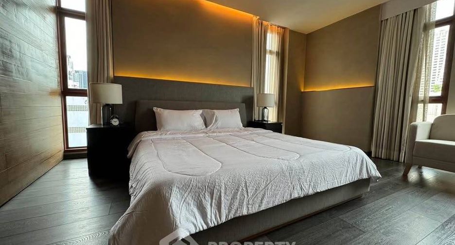 Condo en alquiler de 3 habitaciones en Khlong Toei, Bangkok