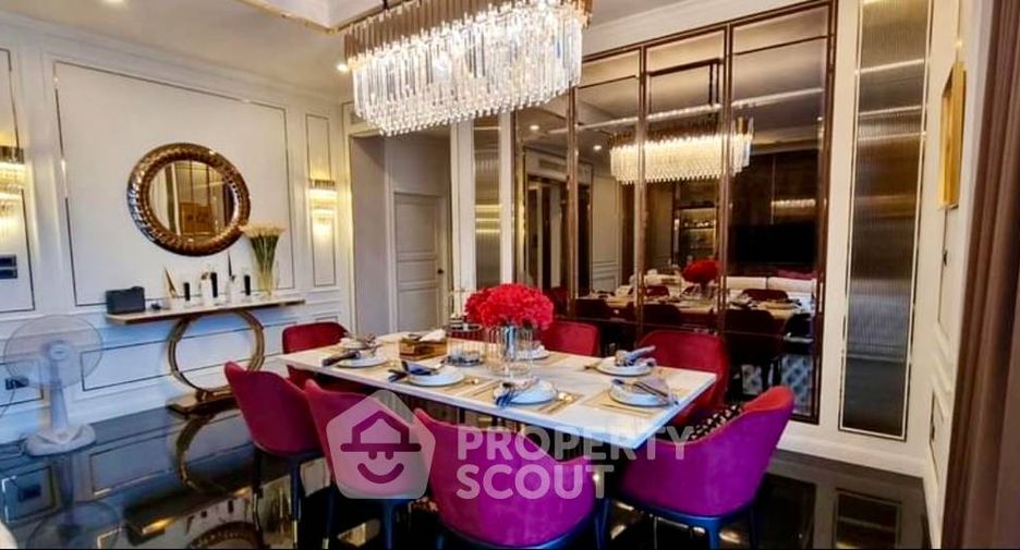 For rent 4 ベッドルーム condo in Huai Khwang, Bangkok