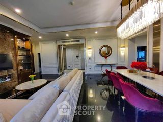 For rent 4 bedrooms condo in Huai Khwang, Bangkok