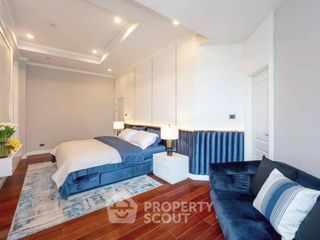 For rent 4 bedrooms condo in Huai Khwang, Bangkok