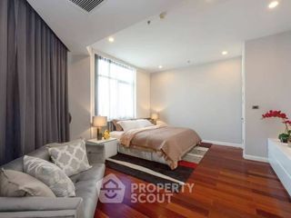 For rent 4 bedrooms condo in Huai Khwang, Bangkok