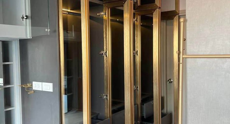 Wohnung zur Miete mit 1 Zimmer in Huai Khwang, Bangkok